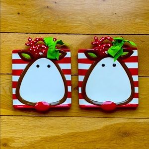 Reindeer candy dishes.